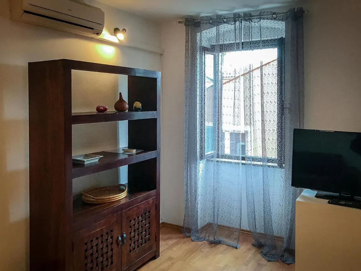 Charming Apartment In Heart Of Ровинь Хорватия